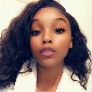 Meet your Posher, Arianna